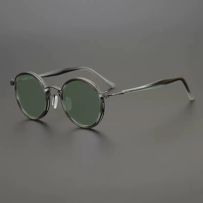 Gafas de sol redondas vintage polarizadas con protección UV400 y detalle de titanio