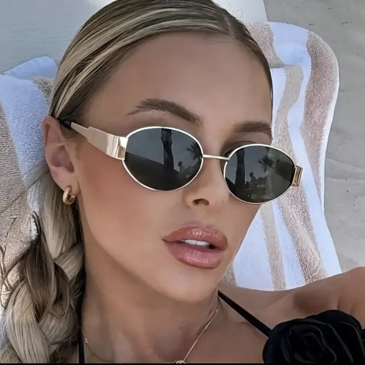 Gafas de sol ovaladas de aleación dorada con protección UV400