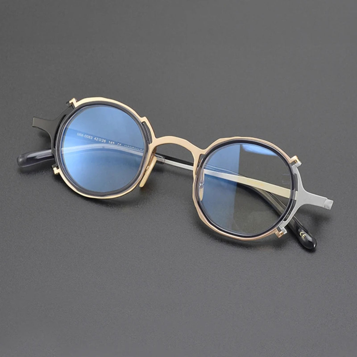 Gafas redondas retro de titanio