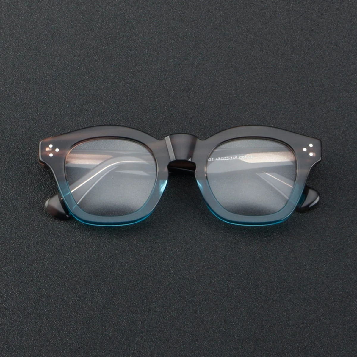 Gafas pequeñas de acetato en dos tonos
