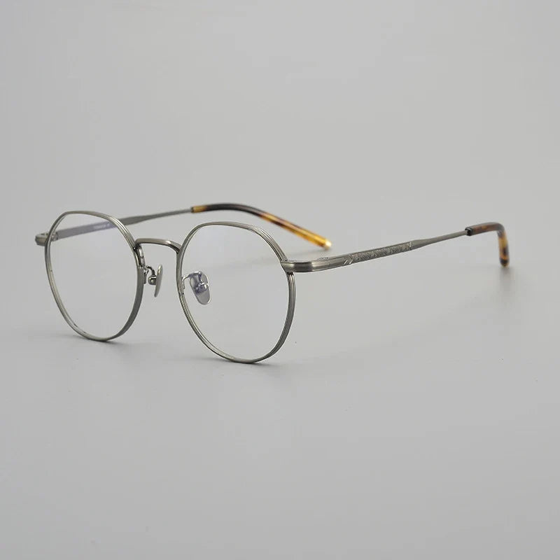 Gafas redondas de titanio japonés