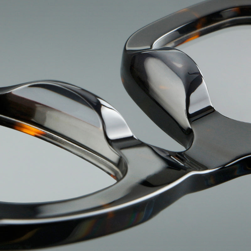 Monturas de gafas de acetato cuadradas y audaces con bordes profundos y esquinas redondeadas