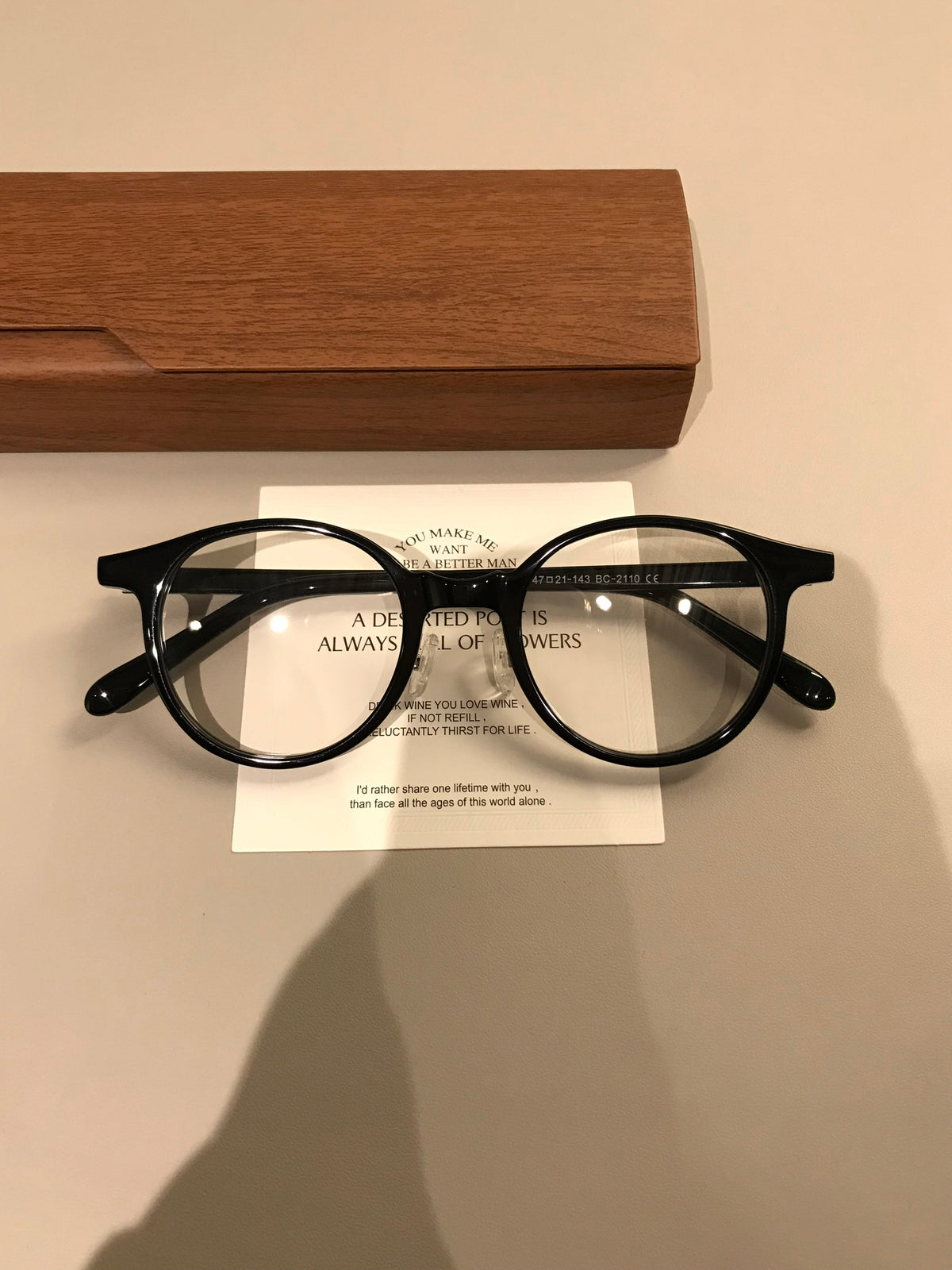Monturas de gafas redondas compactas estilo Boston, carey, negro o marrón té transparente