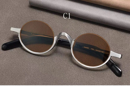
Gafas de sol ovaladas retro polarizadas | Titanio puro | Marrón oscuro - Imagen 8