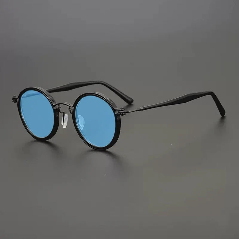 
Gafas de sol redondas vintage polarizadas con protección UV400 y detalle de titanio