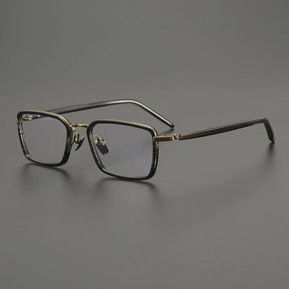 
Montura cuadrada estilo browline de acetato y titanio