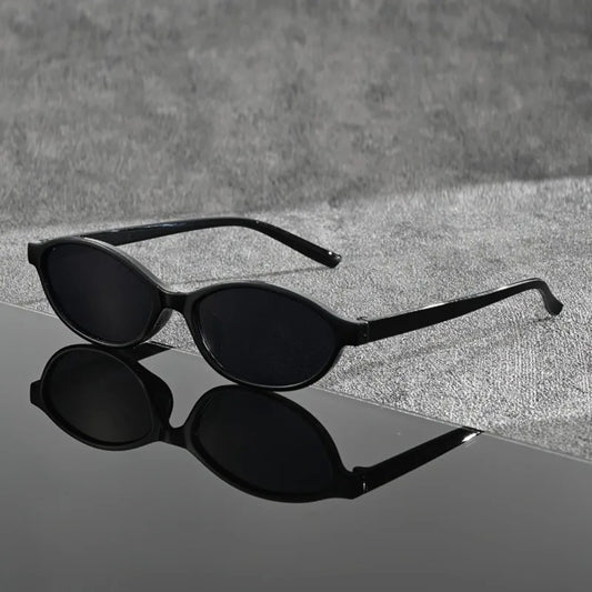Gafas de sol ovaladas de plástico con protección UV400