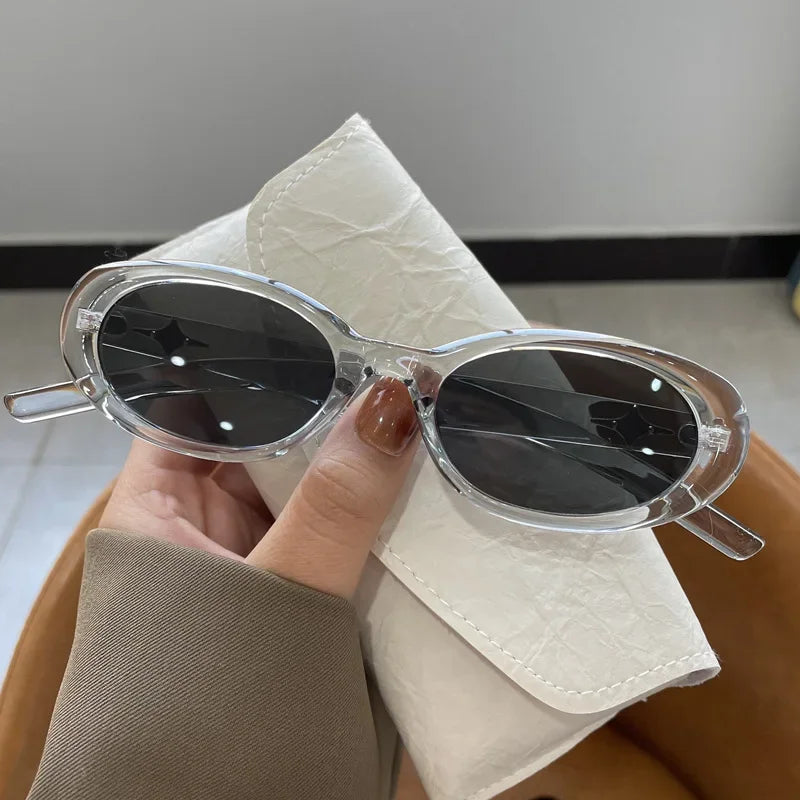 
Gafas de sol ovaladas de plástico con protección UV400 - Transparente