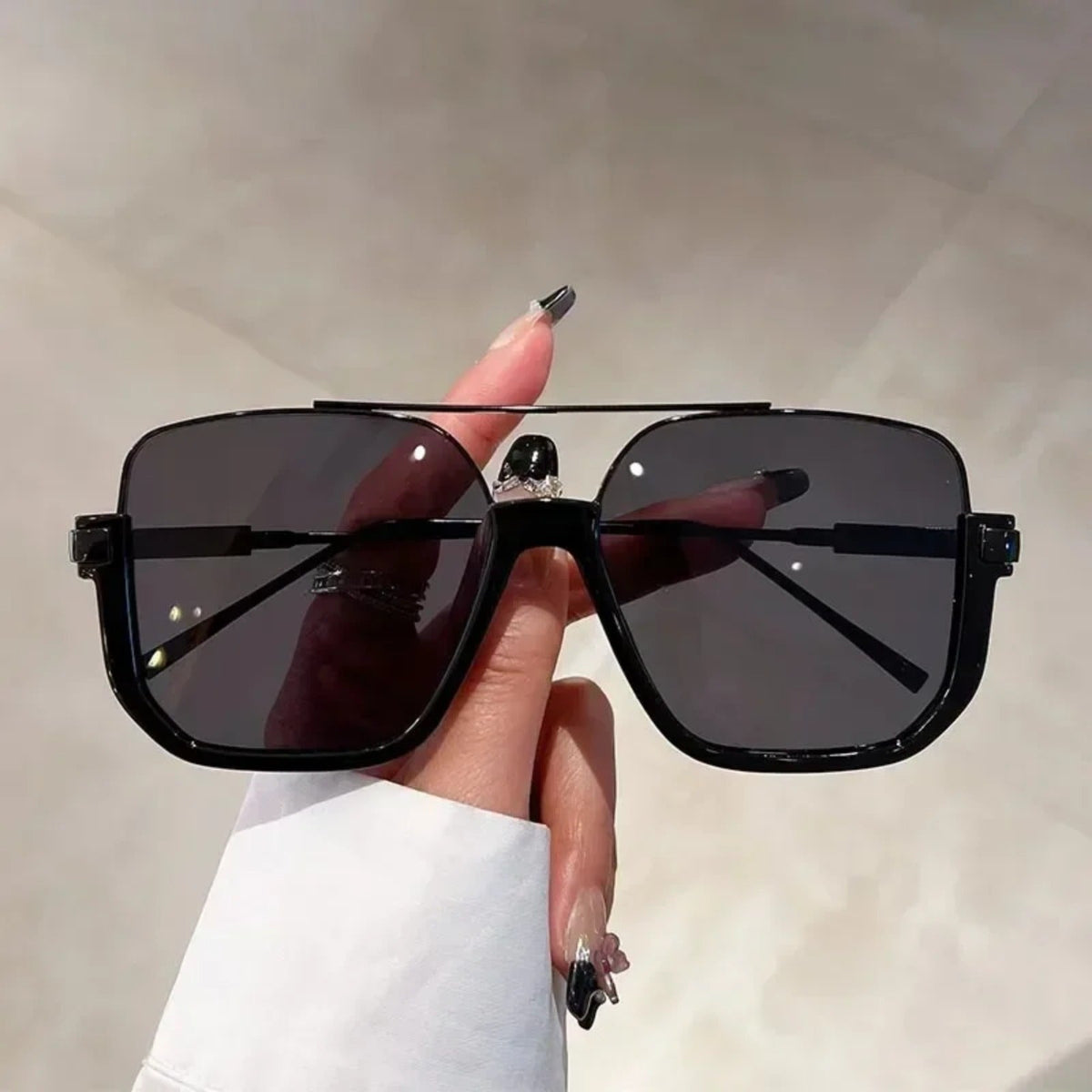 
Gafas de sol cuadradas oversize con montura de aleación y protección UV400