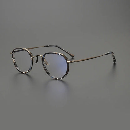 
Gafas redondas de titanio color oliva cristal - Imagen 4