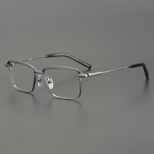 Gafas cuadradas minimalistas de titanio