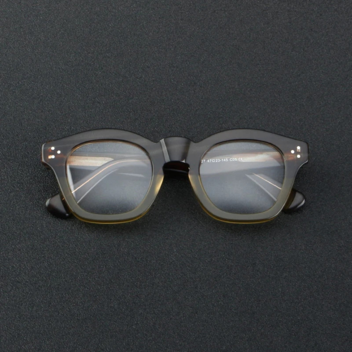 
Gafas pequeñas de acetato en dos tonos