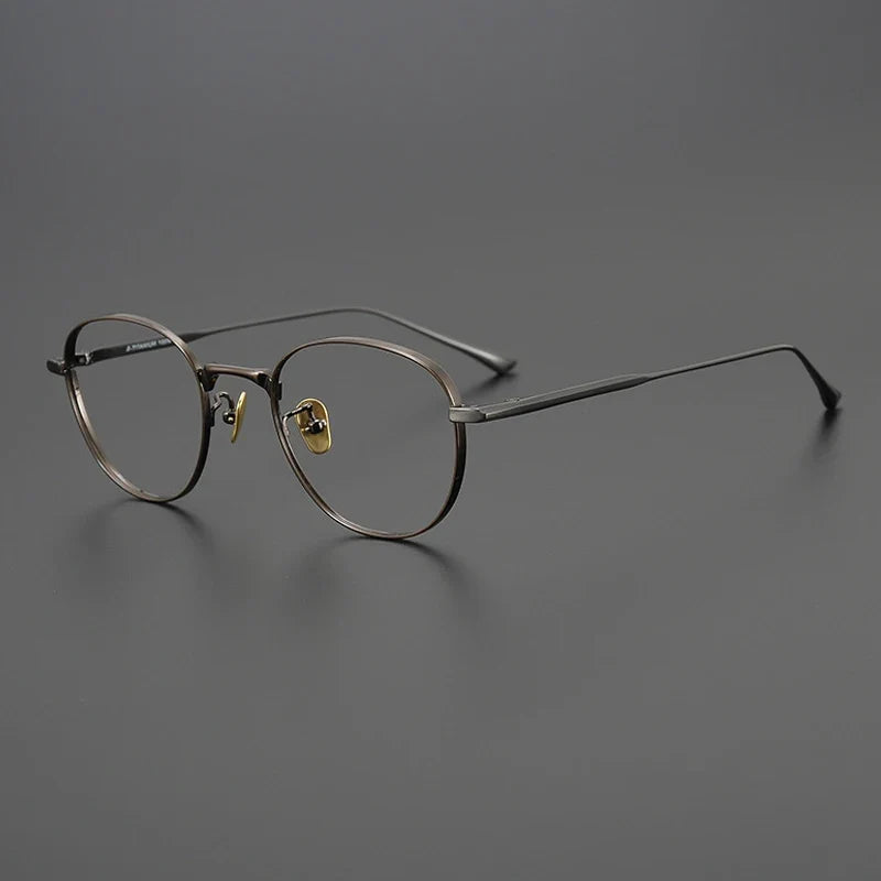 
Gafas geométricas pequeñas de titanio