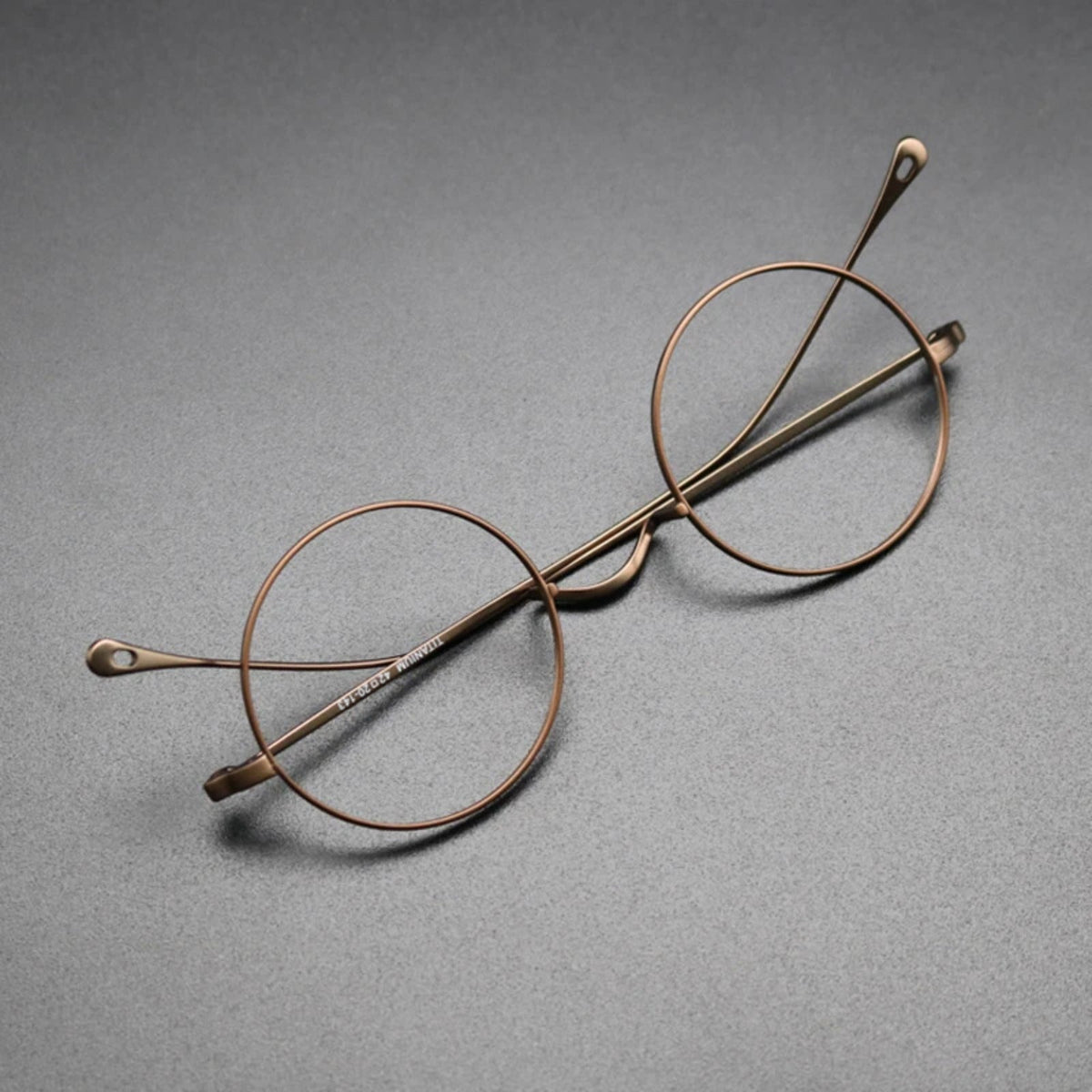 
Gafas redondas de titanio de tamaño pequeño