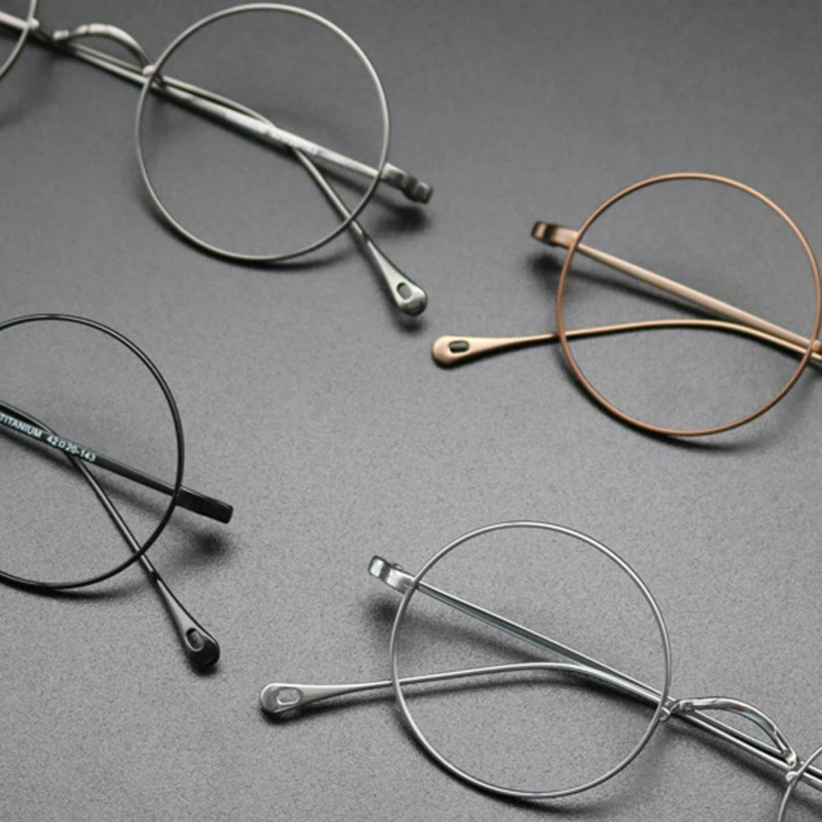 
Gafas redondas de titanio de tamaño pequeño