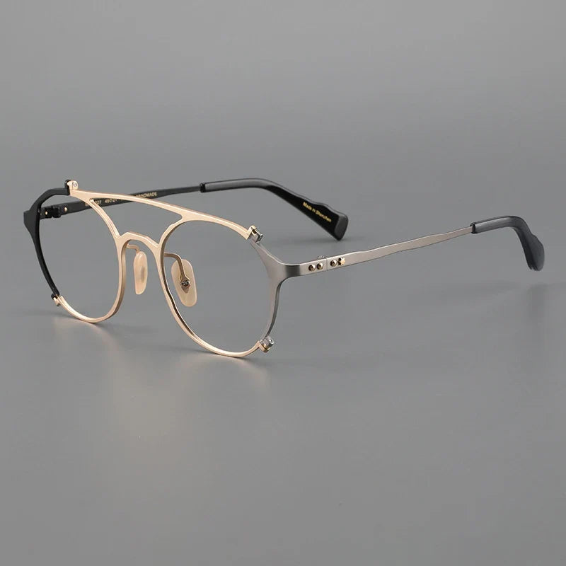 
Gafas de sol tipo aviador con montura browline de titanio japonés