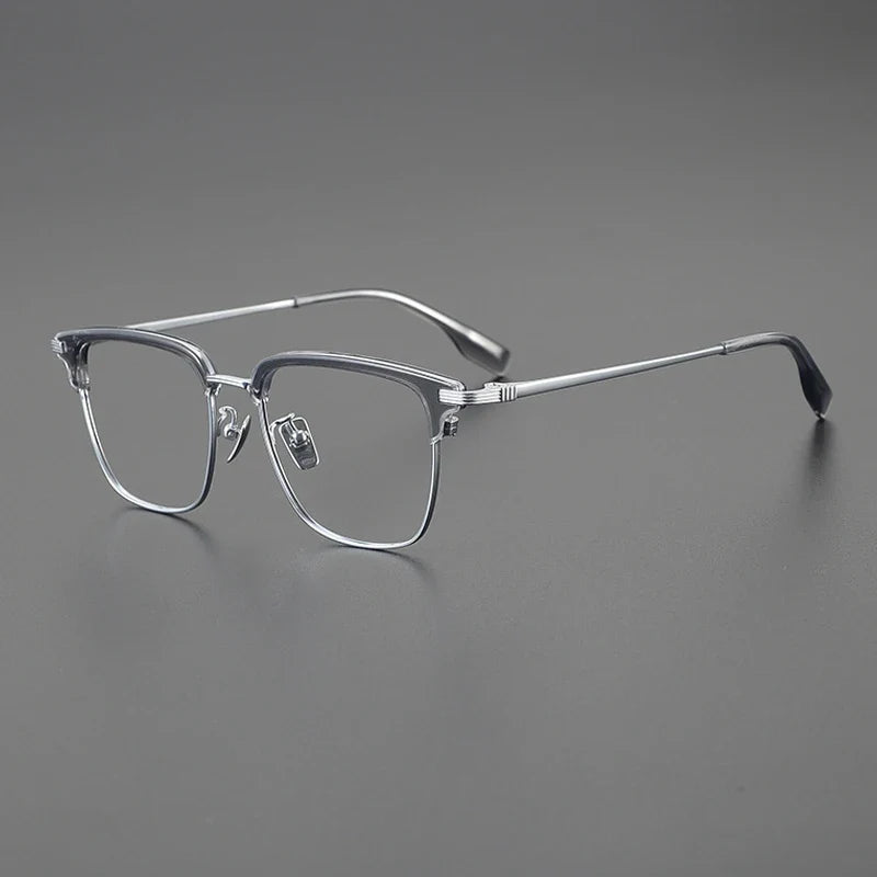 
Gafas cuadradas estilo Browline de titanio coreano - Gris
