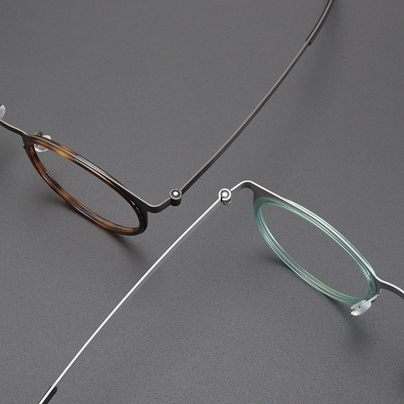
Montura de gafas de titanio estilo panto vintage con aros cuadrados redondeados y opciones de tamaño de 48 y 50