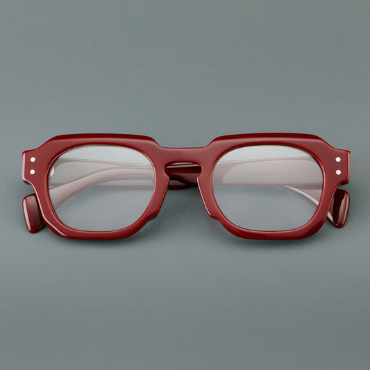 Monturas de gafas retro cuadradas de acetato con bordes gruesos esculpidos y remaches en las esquinas