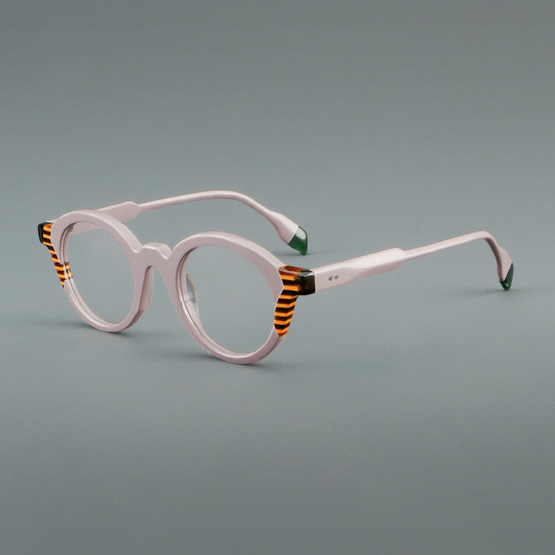 
Monturas de gafas redondas decorativas de acetato con detalles a rayas en las esquinas y varillas esculpidas - Imagen 11