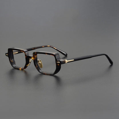
Monturas de gafas rectangulares retro con aros completos esculpidos y detalles metálicos en las varillas - Imagen 4