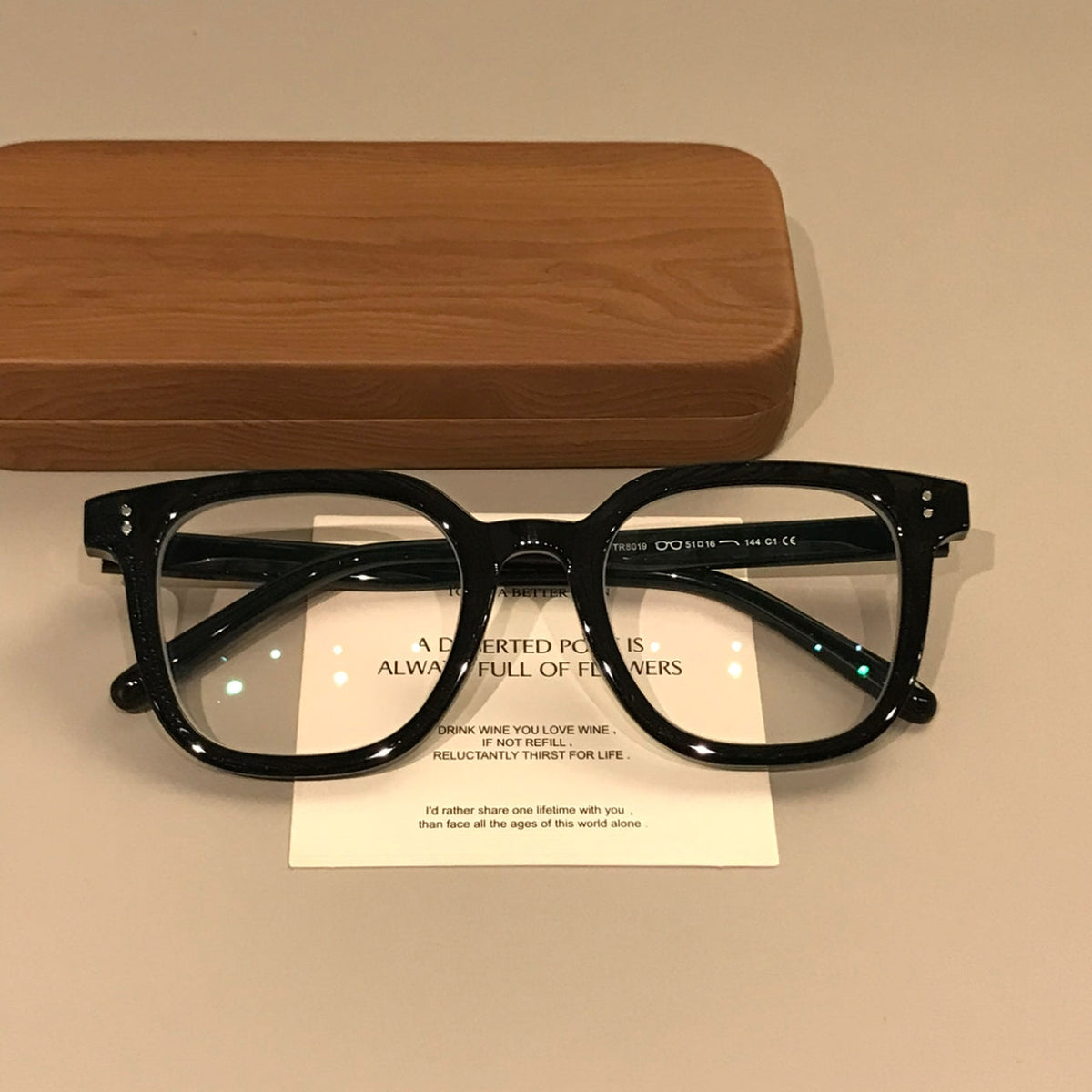 
Monturas de gafas cuadradas de gran tamaño con bordes gruesos, negro mate, brillante o degradado