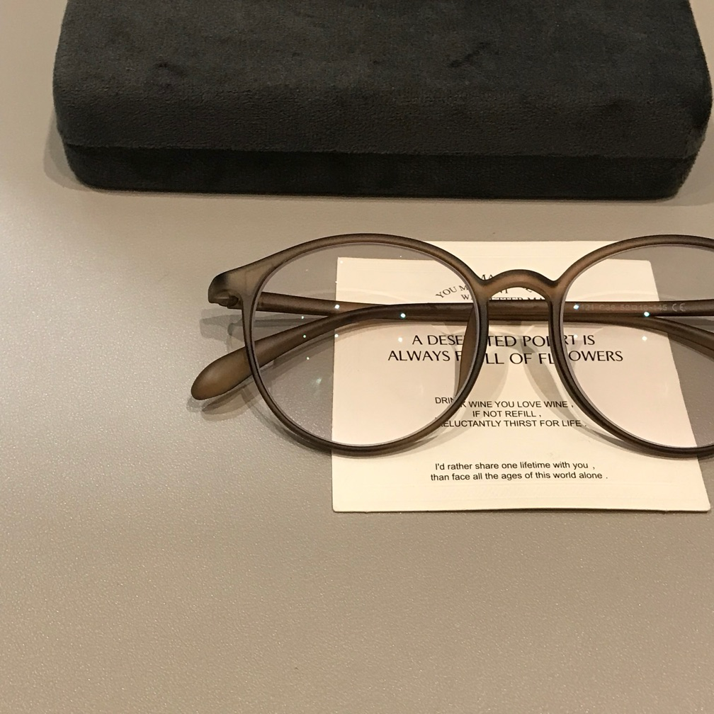 
Monturas de gafas redondeadas de gran tamaño con acabado mate, color marrón té - Imagen 4