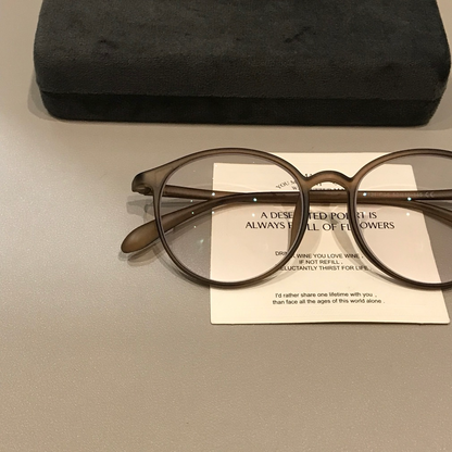 
Monturas de gafas redondeadas de gran tamaño con acabado mate, color marrón té - Imagen 4