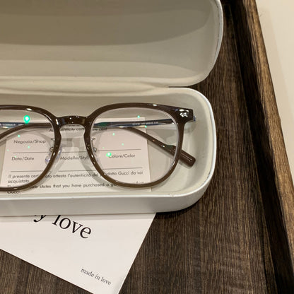 
Monturas de gafas cuadradas redondeadas con detalles en las esquinas, color café latte o negro - Imagen 7