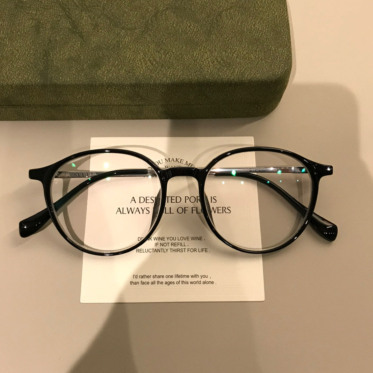 
Monturas de gafas redondas con puente tipo cerradura, negro o marrón té transparente - Negro
