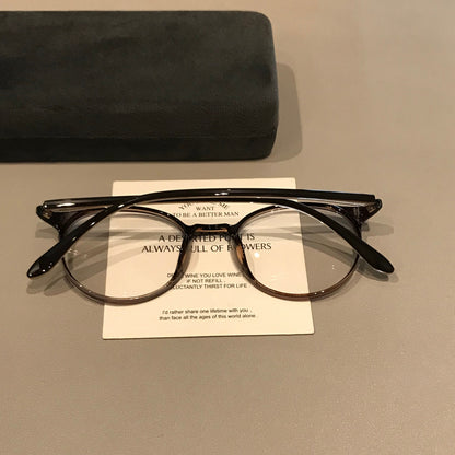 
Monturas de gafas ovaladas compactas con acabado suave, marrón crema - Imagen 4