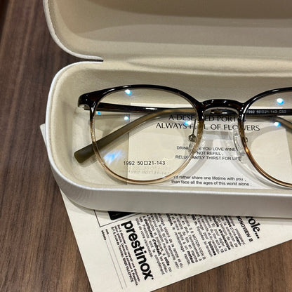 
Monturas de gafas cuadradas anchas con esquinas redondeadas, colores translúcidos y sólidos - Imagen 6