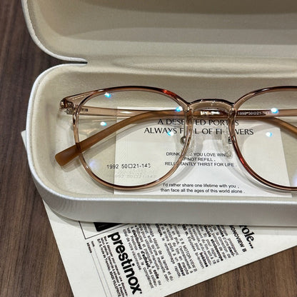 
Monturas de gafas cuadradas anchas con esquinas redondeadas, colores translúcidos y sólidos - Imagen 7