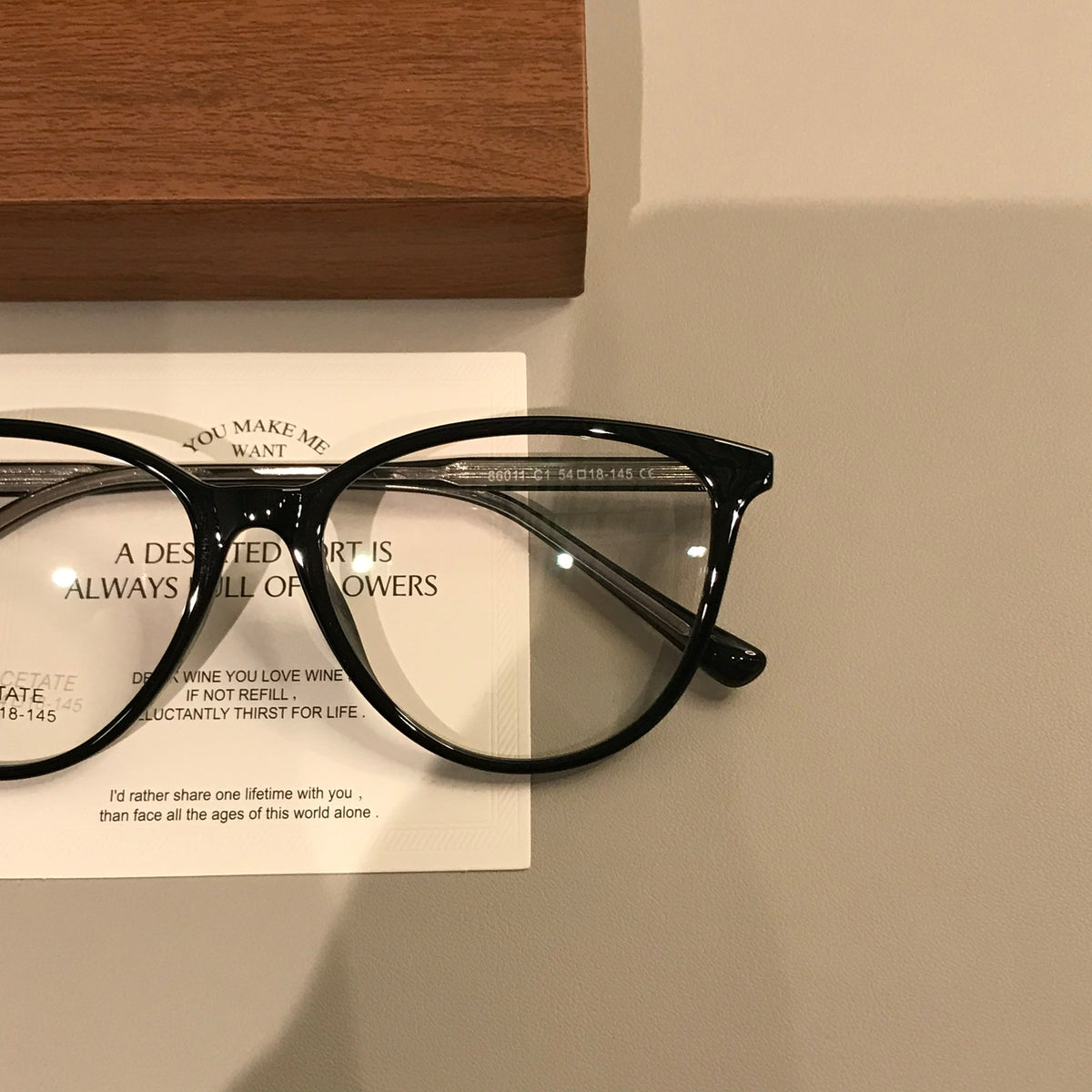 
Gafas de montura ojo de gato con esquinas elevadas, color ámbar marrón o negro - Imagen 8