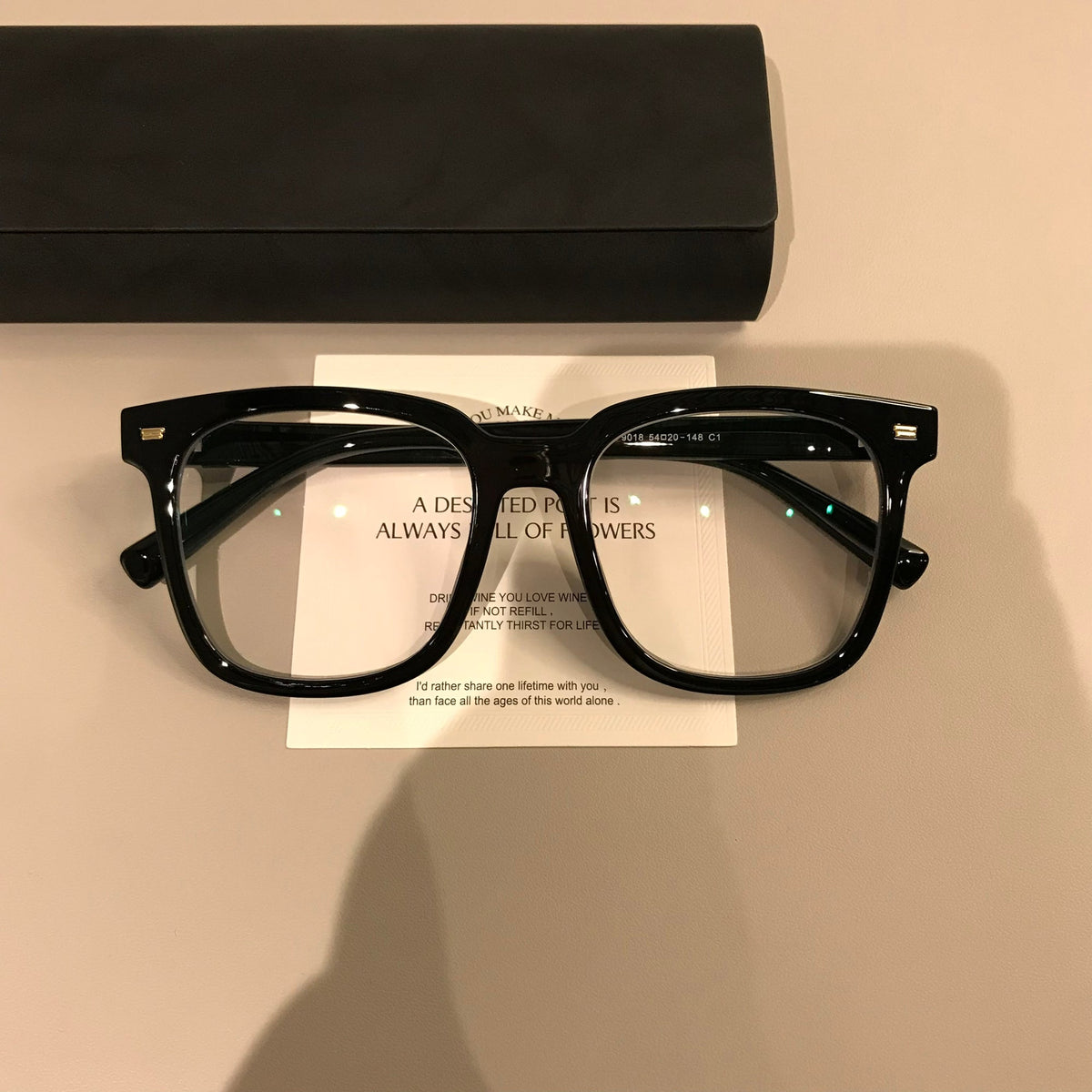 
Monturas de gafas cuadradas con ceja superior recta, negras - Imagen 3