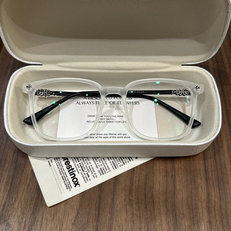 
Monturas de gafas cuadradas con esquinas suaves y acabado mate, blancas - Blanco mate