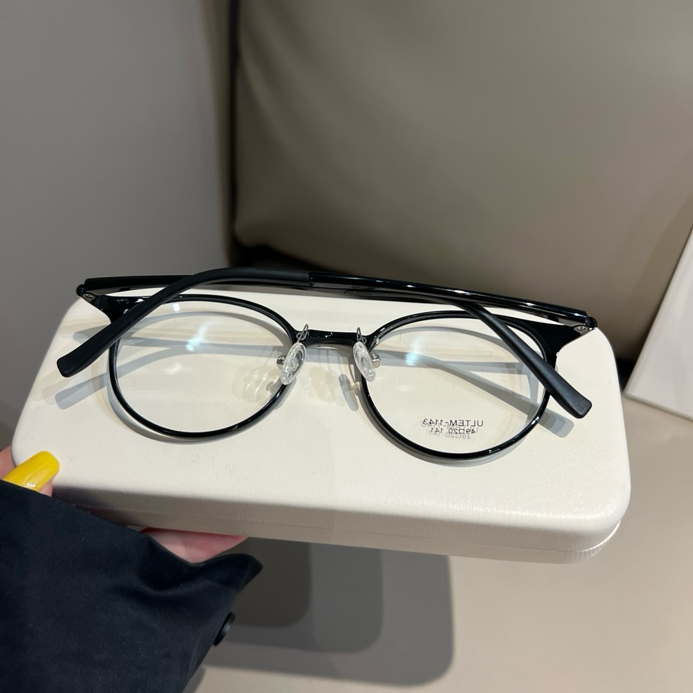
Monturas de gafas redondas compactas con bordes finos, marrón castaño o negro - Imagen 6