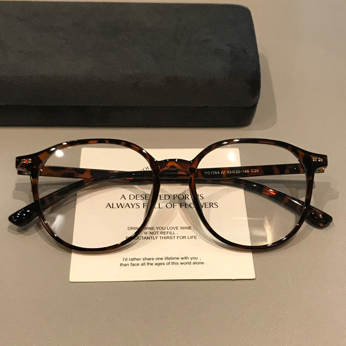 
Monturas de gafas retro rectangulares redondeadas con aros gruesos, carey - Carey