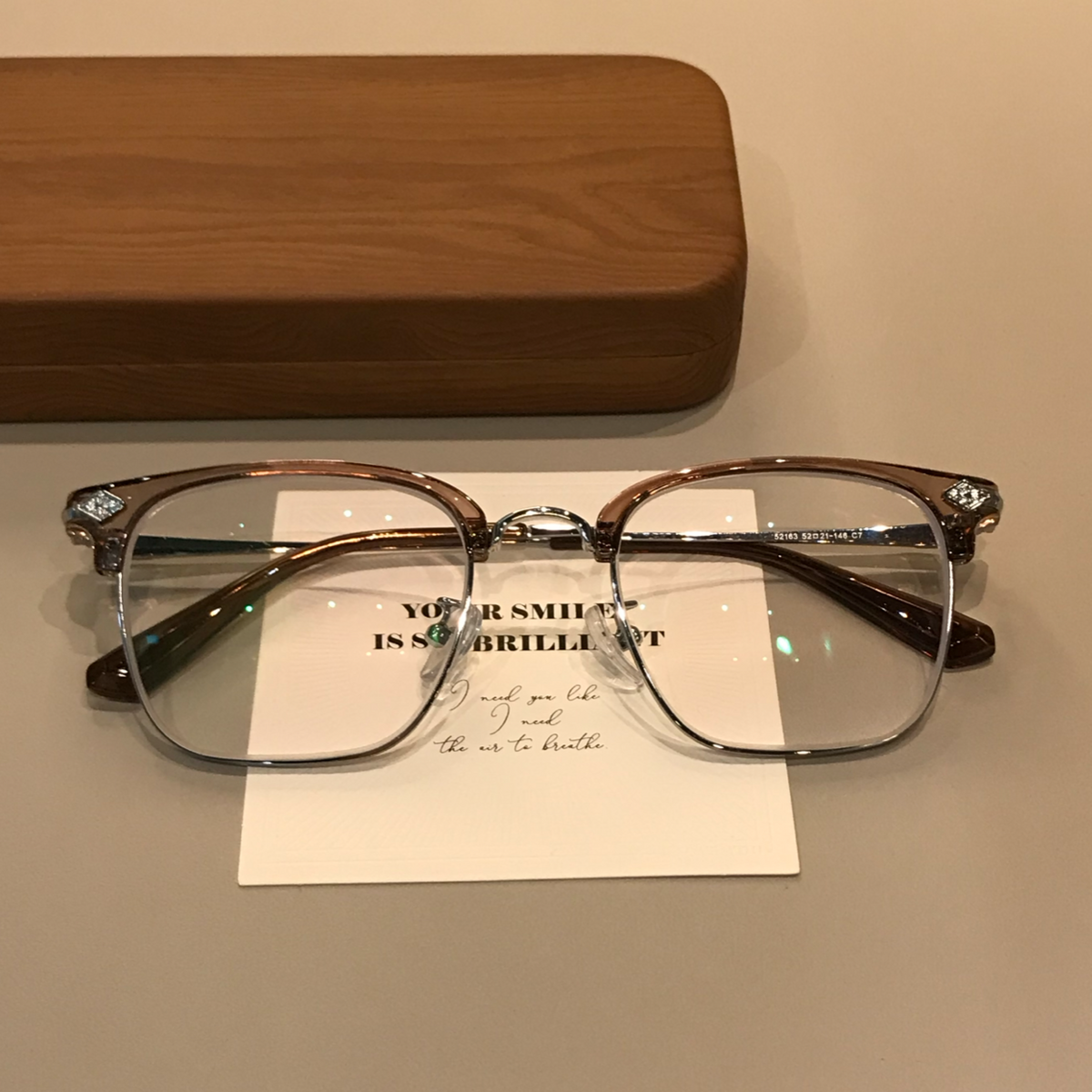 
Monturas de gafas Browline para hombre con frente rectangular, negro/plateado o marrón té frío - Marrón té frío